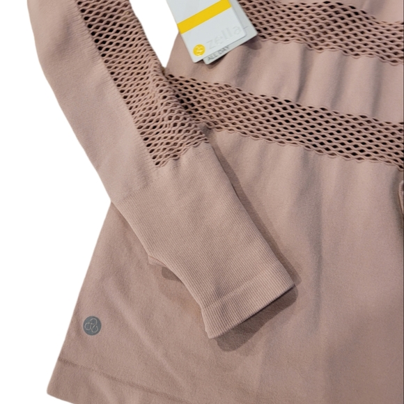 Zella Perforated Seemless Top - Picture 4 of 6